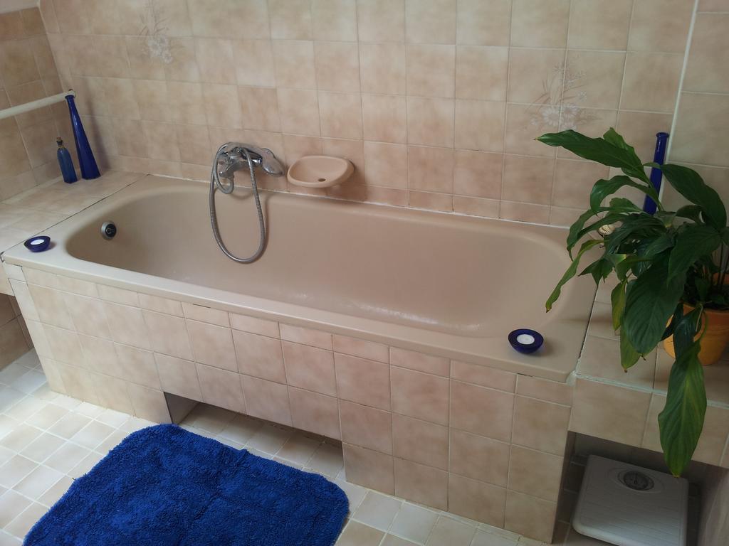 Apartamento Panoráma Vendégház Balatonszepezd Habitación foto